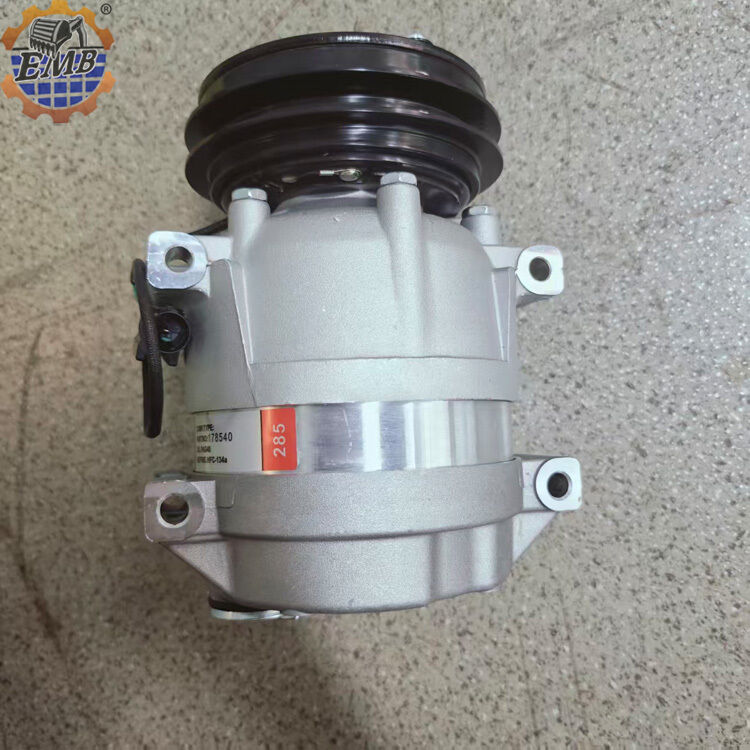 11Q6-90040 11Q6-90041 Kompresor AC Untuk Suku Cadang Excavator R210-7 R210LC-7